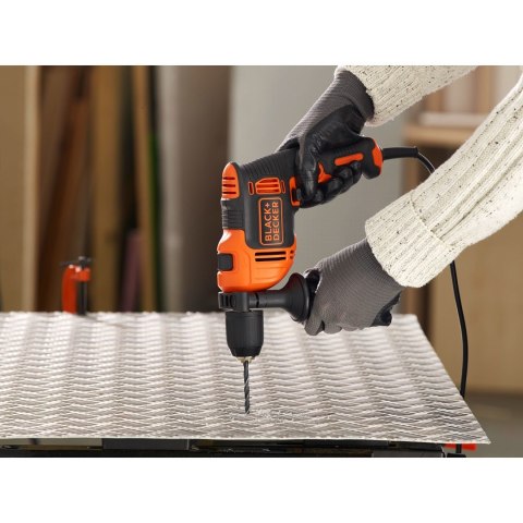 Wiertarka udarowa BEH710-QS BLACK+DECKER