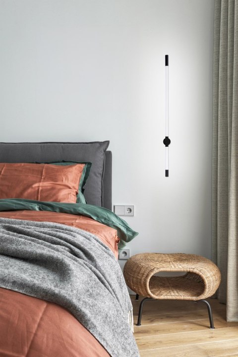 Lampa ścienna LED Activejet AJE-LUNGO Black