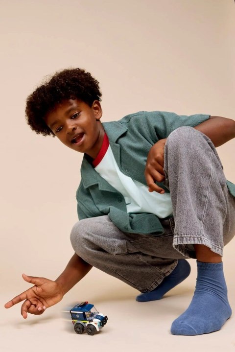 LEGO City 60481 Wyścigówki: ciężarówka policyjna