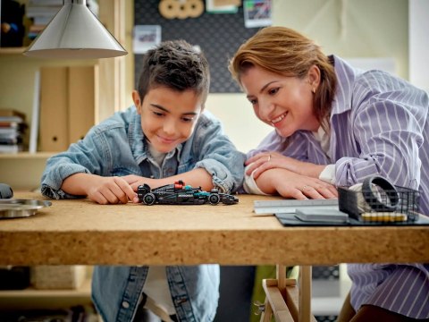 LEGO Speed Champions 77244 Bolid F1 Mercedes-AMG W15