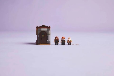 LEGO Harry Potter 76442 - Zamek Hogwart: Zajęcia z zaklęć i uroków