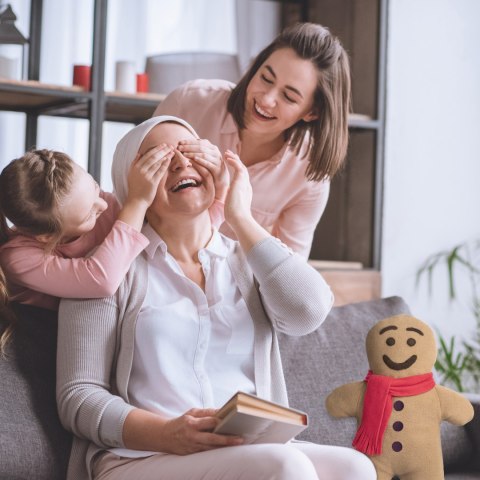 Grzejący Pierniczek termofor serce pestki wiśni Froster