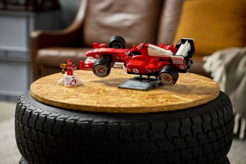 LEGO Icons 11375 - Ferrari F2004 i Michael Schumacher