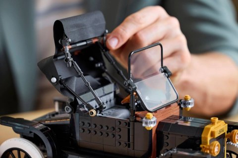 LEGO Icons 11376 - Ford Model T