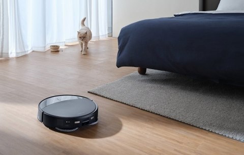 Robot sprzątający Roborock Saros 10 R (czarny)