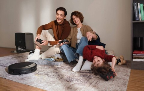 Robot sprzątający Roborock Saros 10 R (czarny)