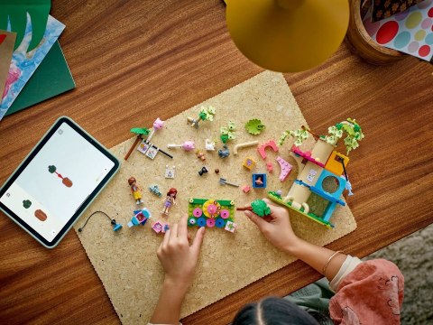 LEGO Friends 42666 - Kocie przyjęcie urodzinowe i domek na drzewie