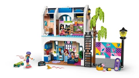LEGO Friends 42687 - Dom rodziny Liann