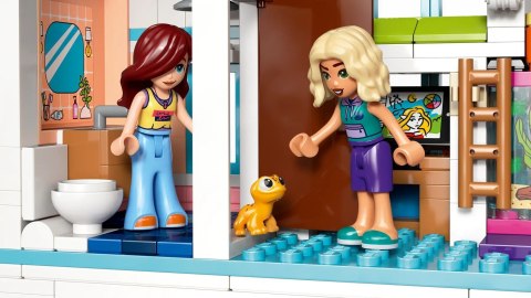 LEGO Friends 42687 - Dom rodziny Liann