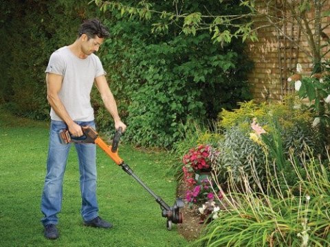 KOSIARKA ŻYŁKOWA 18V 4Ah STC1840EPC BLACK DECKER