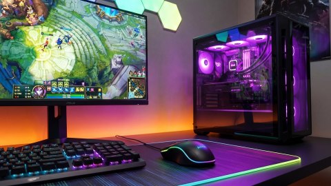 Activejet mysz przewodowa podgrzewana USB AMY-W390. Ma 3 temperatury 30 stopni podświetlenie na żółto, 35 stopni podświetlenie n