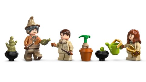 LEGO Harry Potter 76445 Zamek Hogwart: zajęcia z zielarstwa