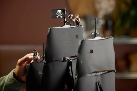 LEGO Icons 10365 - Statek piracki Kapitana Jacka Sparrowa